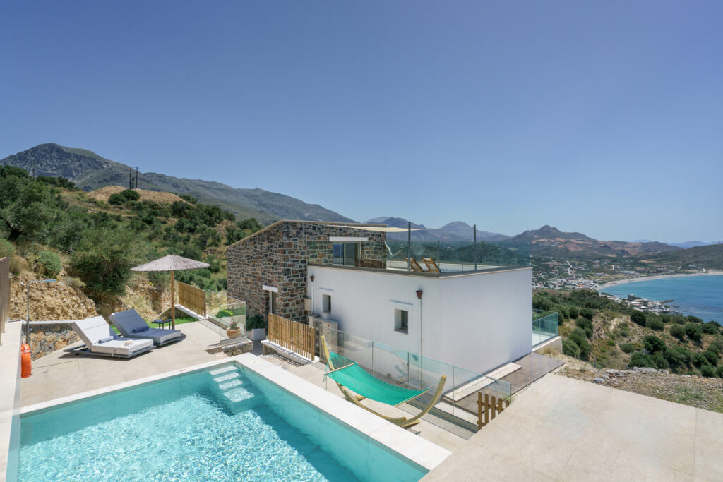 Ikones villas, villa Paradosiako
